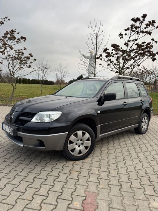 Mitsubishi Outlander  4x4