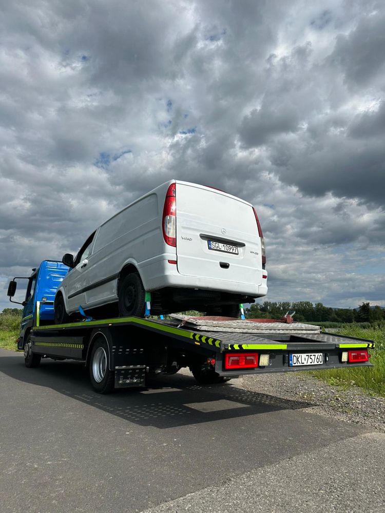 Mercedes Atego 817 Pojazd specjalny Pomoc drogowa