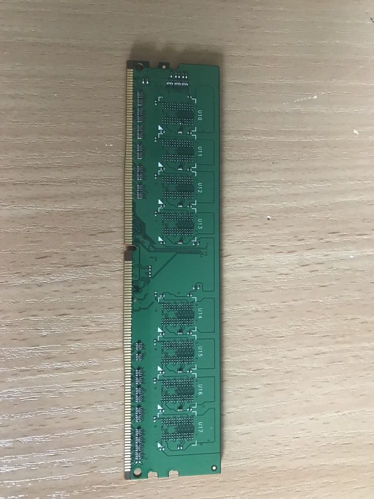 Оперативна пам’ять DDR4 4gb 2400 MHZ