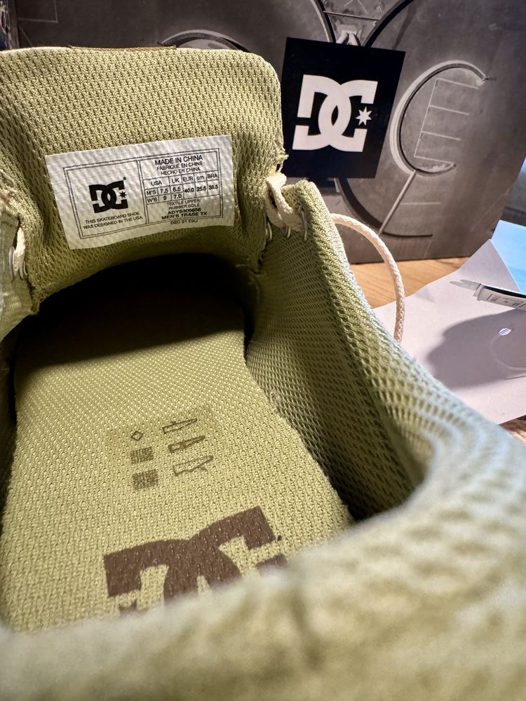 Buty dc shoes trase tx rozmiar 40 nowe sneakers  28 cm usa