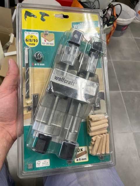 Wolfcraft Uniwersalny przyrząd do połączeń kołkowych WF375.0000