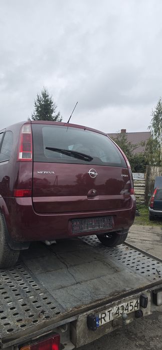 Drzwi zderzak klapa panel sanki Opel Meriva  części
