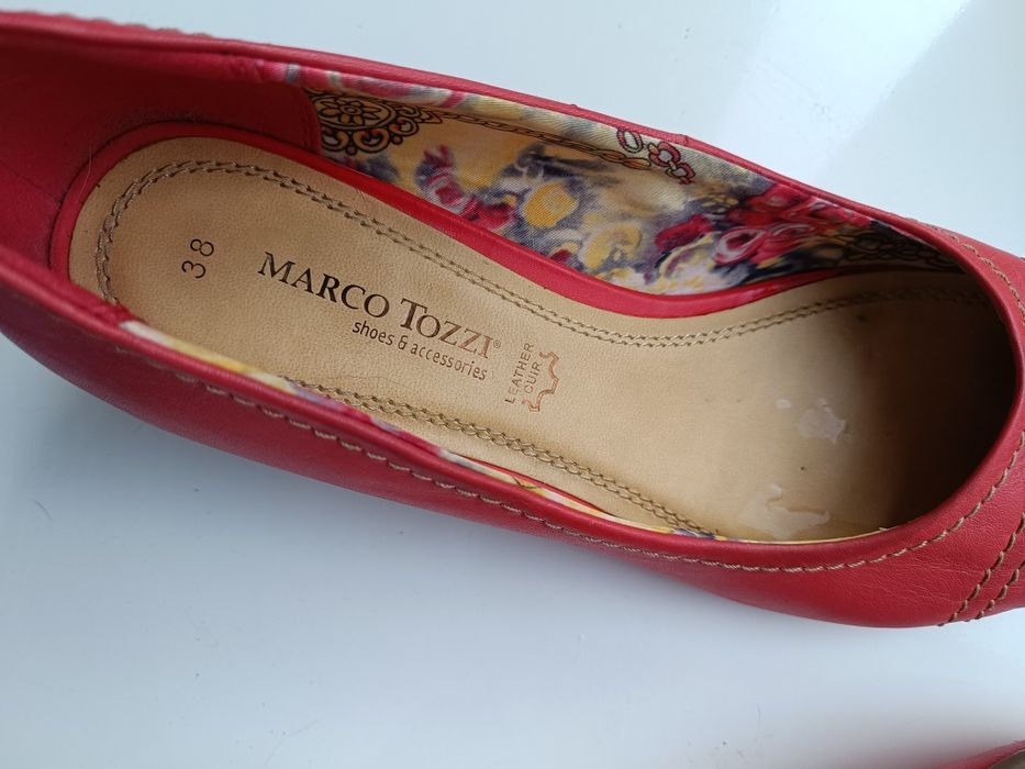 Туфлі жіночі шкіряні червоного кольору MARCO TOZZI 38 розмір
