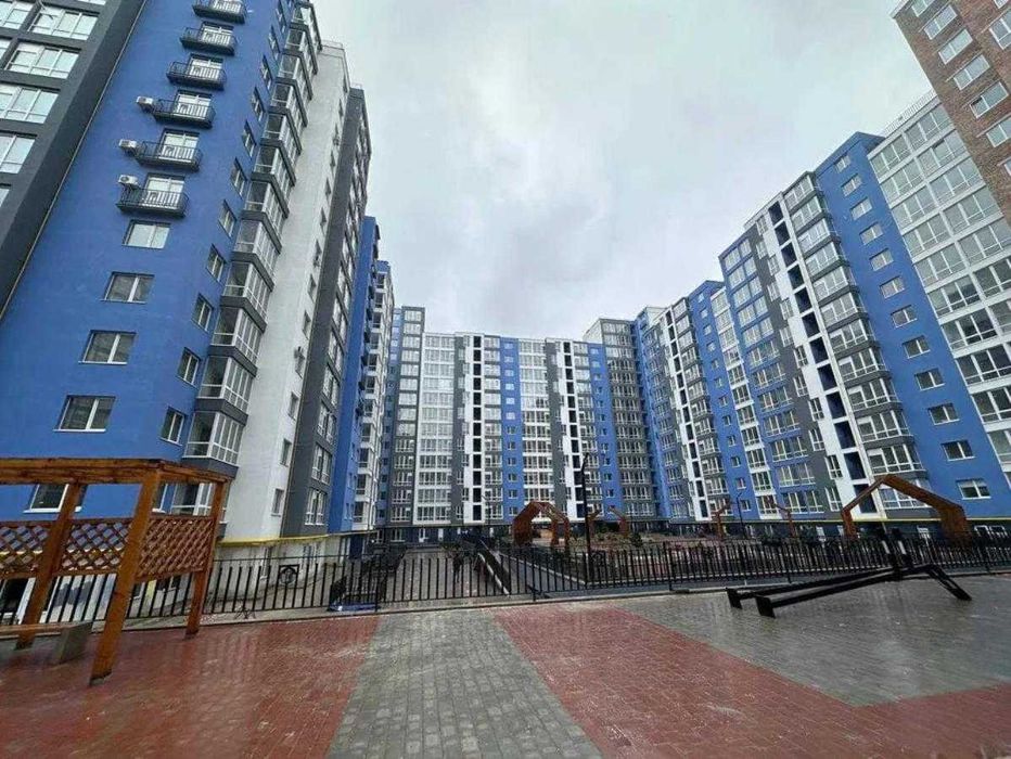 Центр 2х-кімн 64м2  3й пов. ЖК Княгинин  48 600$  _