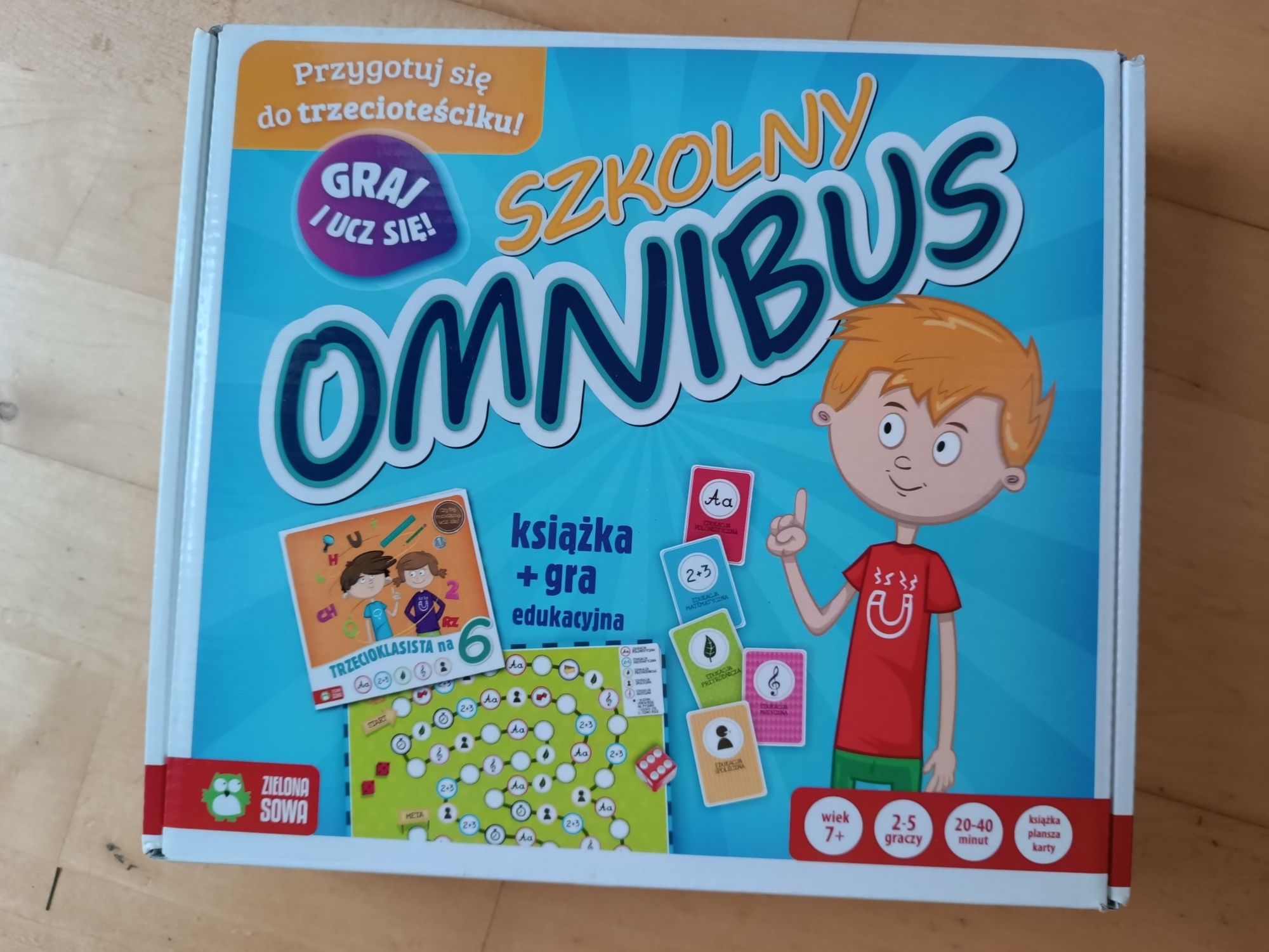 Gra szkolny omnibus