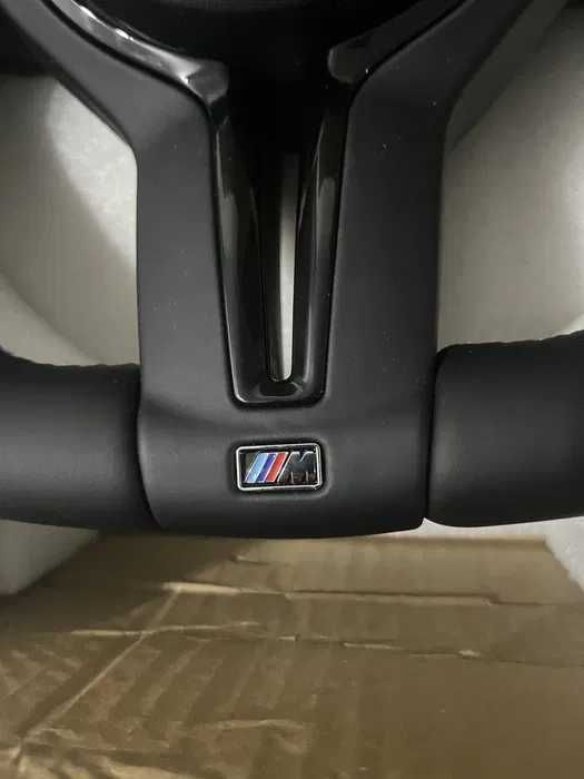Volante BMW M ( e81, e82, e84, e87, e88, e90, e91, e92, e93, etc)