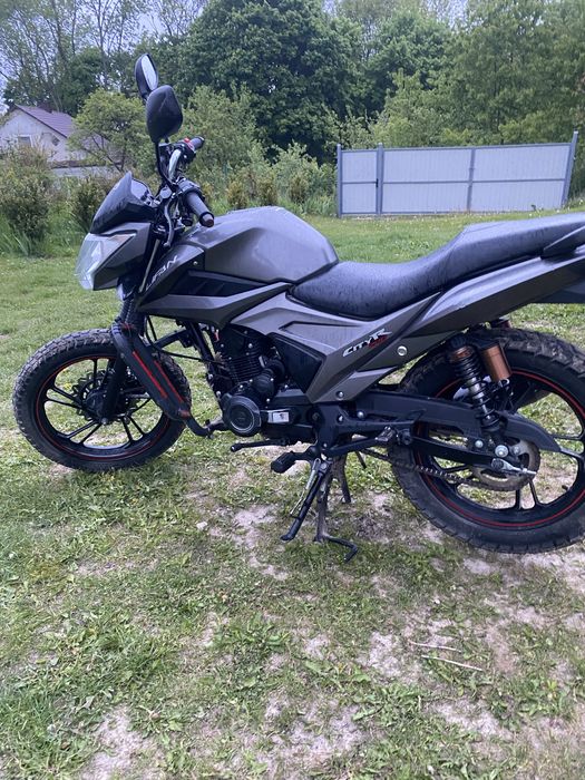 Продам ліфан 200