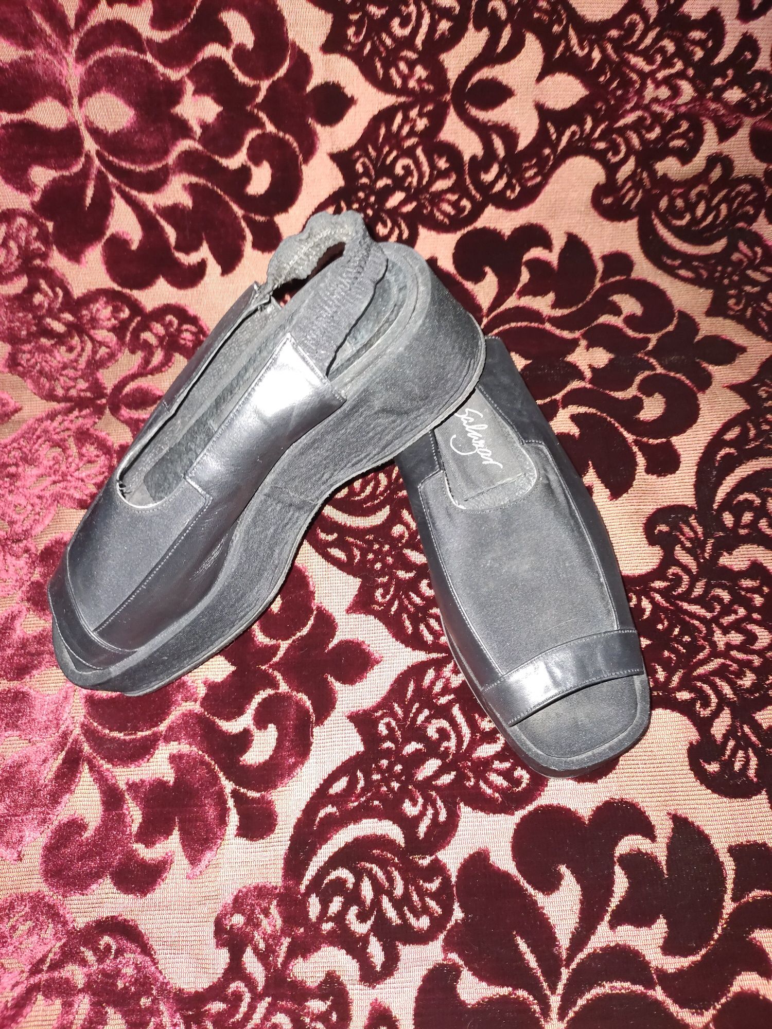 Sapatos Marca ANA SALAZAR