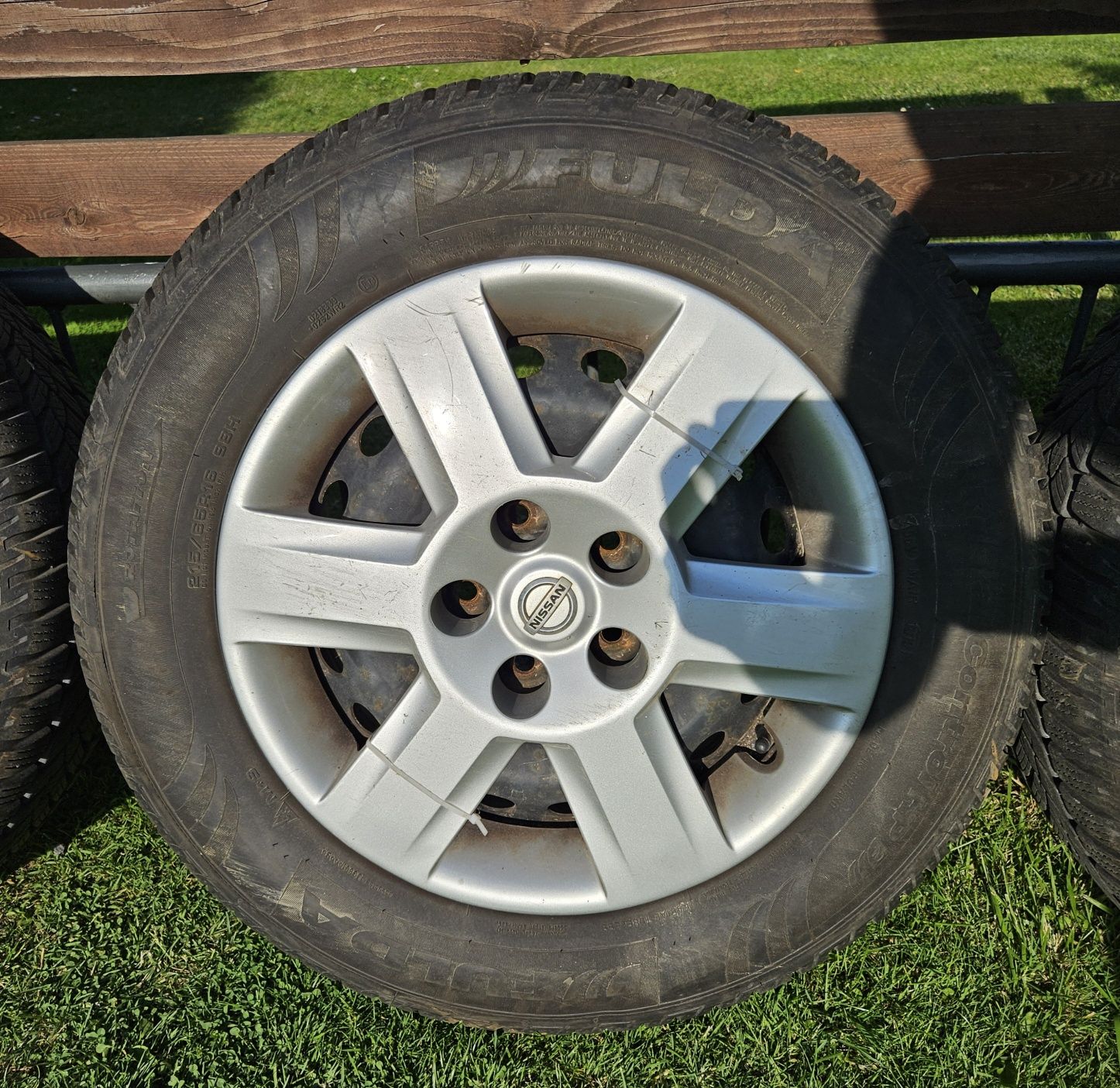 Fulda Kristall Control HP2 215/65/R16 z felgami stalowymi 5x114.3