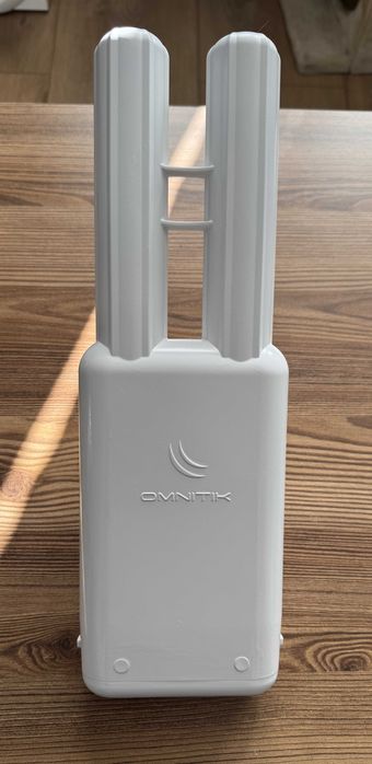 MikroTik Routerboard OmniTIK U-5HnD + Zasilacz PoE
