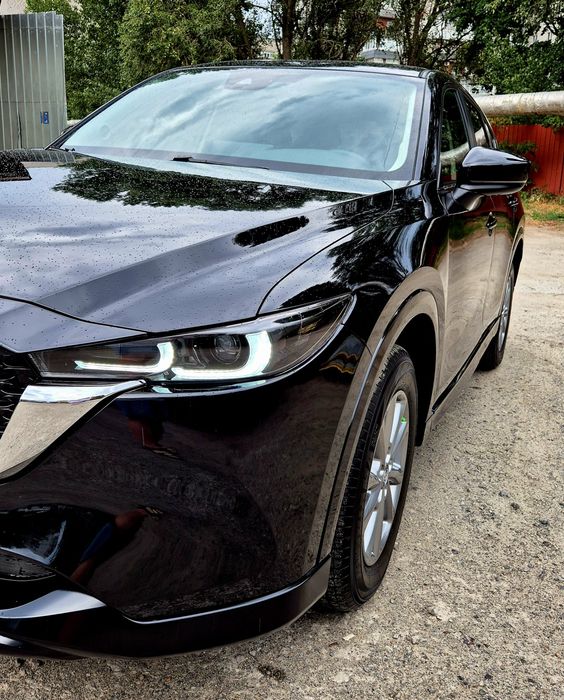 Mazda CX-5.select. black.