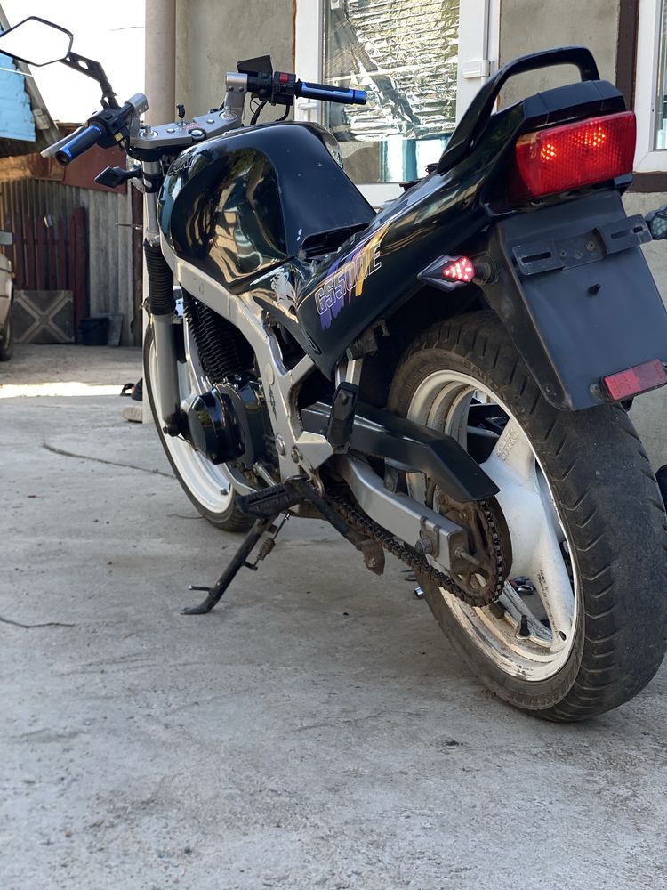 Syzuki GS500E…..
