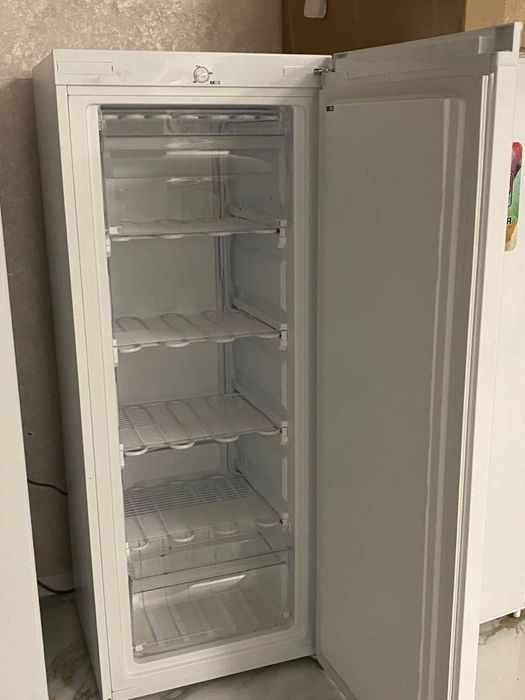 Морозильна камера Ardesto