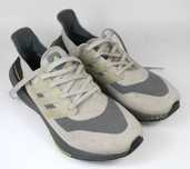 Używane adidas Buty do biegania Ultraboost 21 S23875 roz. 41 1/3