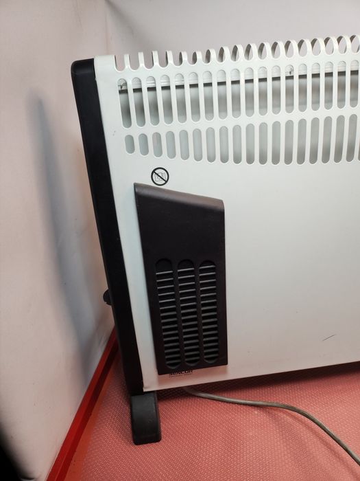 grzejnik konwektorowy Sencor SCF 2001