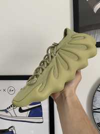 Yeezy 450 Resin (43 1/3)…