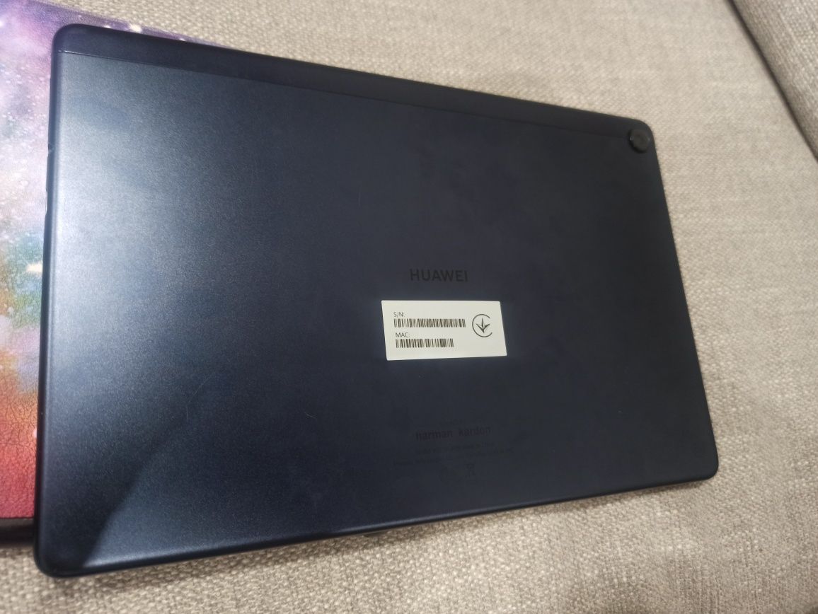 Планшет Huawei MatePad T10S 4 gb на 64gb (AGS3K-W09)