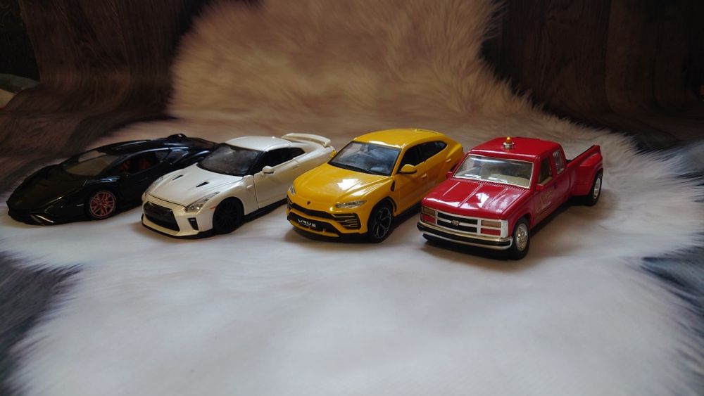 1/241:24Коллекцыонные автомодели.Maisto.Welly.Burago.Motormax.RMZ