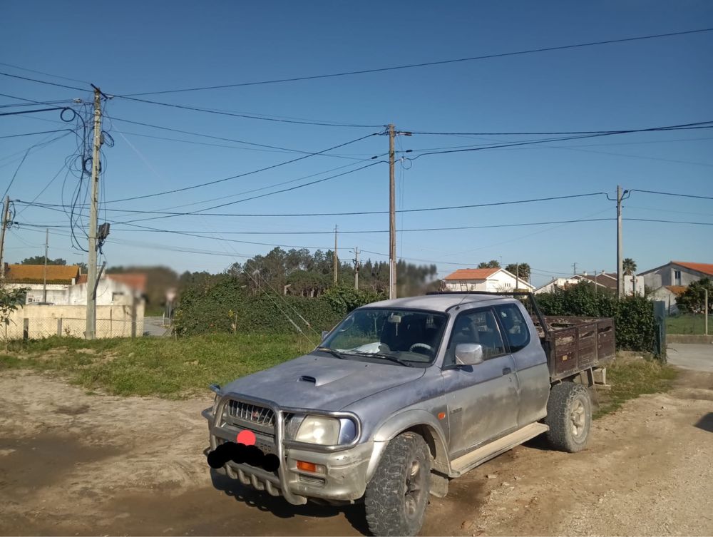 Mitsubishi L200 STRAKAR