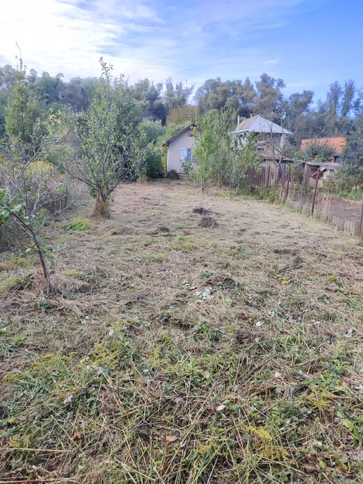 Продаж ділянка та дачний будинок вул.Набережна