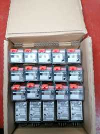 20 Relés de 11 pinos Weidmuller 250V/10A referencia RRD326230