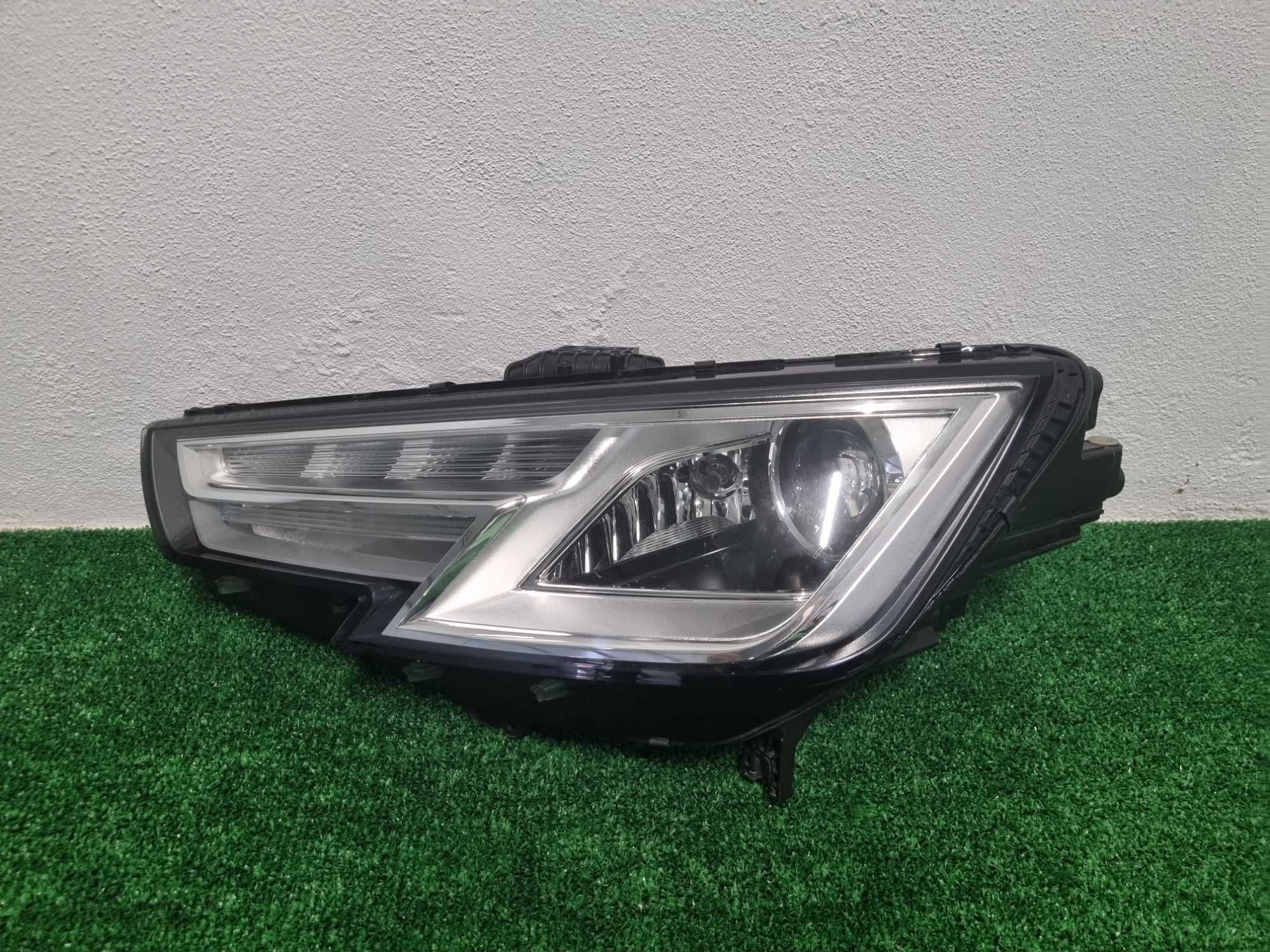 Farol Otica Esquerdo Audi A4 B9 Original