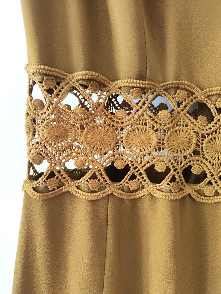 Sukienka maxi khaki zielona z koronka długa do ziemi