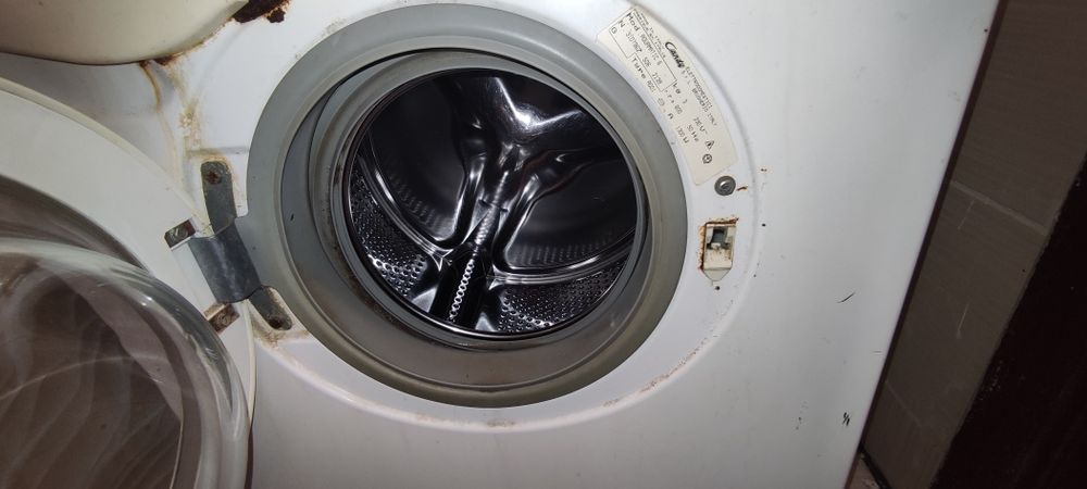 Продам пральну машину Candy