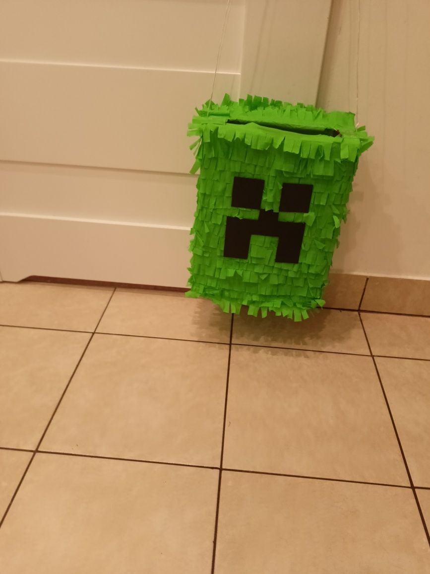 Super piniata do rozbijania Minecraft creeper