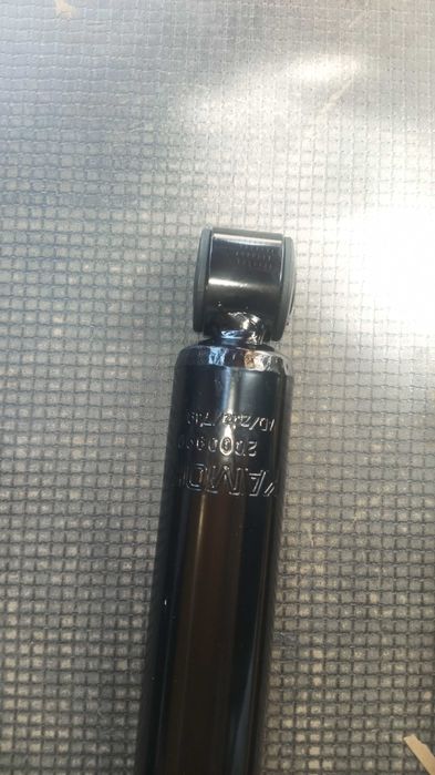 амортизатор Renault Kangoo Nissan KUBISTAR Рено кенго канго