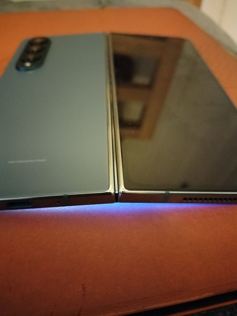 Samsung fold 4 12 256