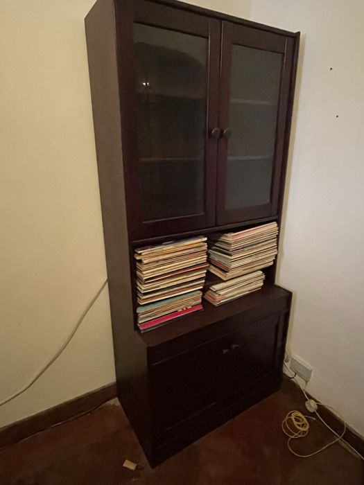 Estantes tres dos anos 70