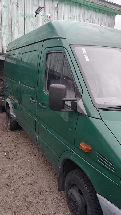 Продам мерседес спринтер 416