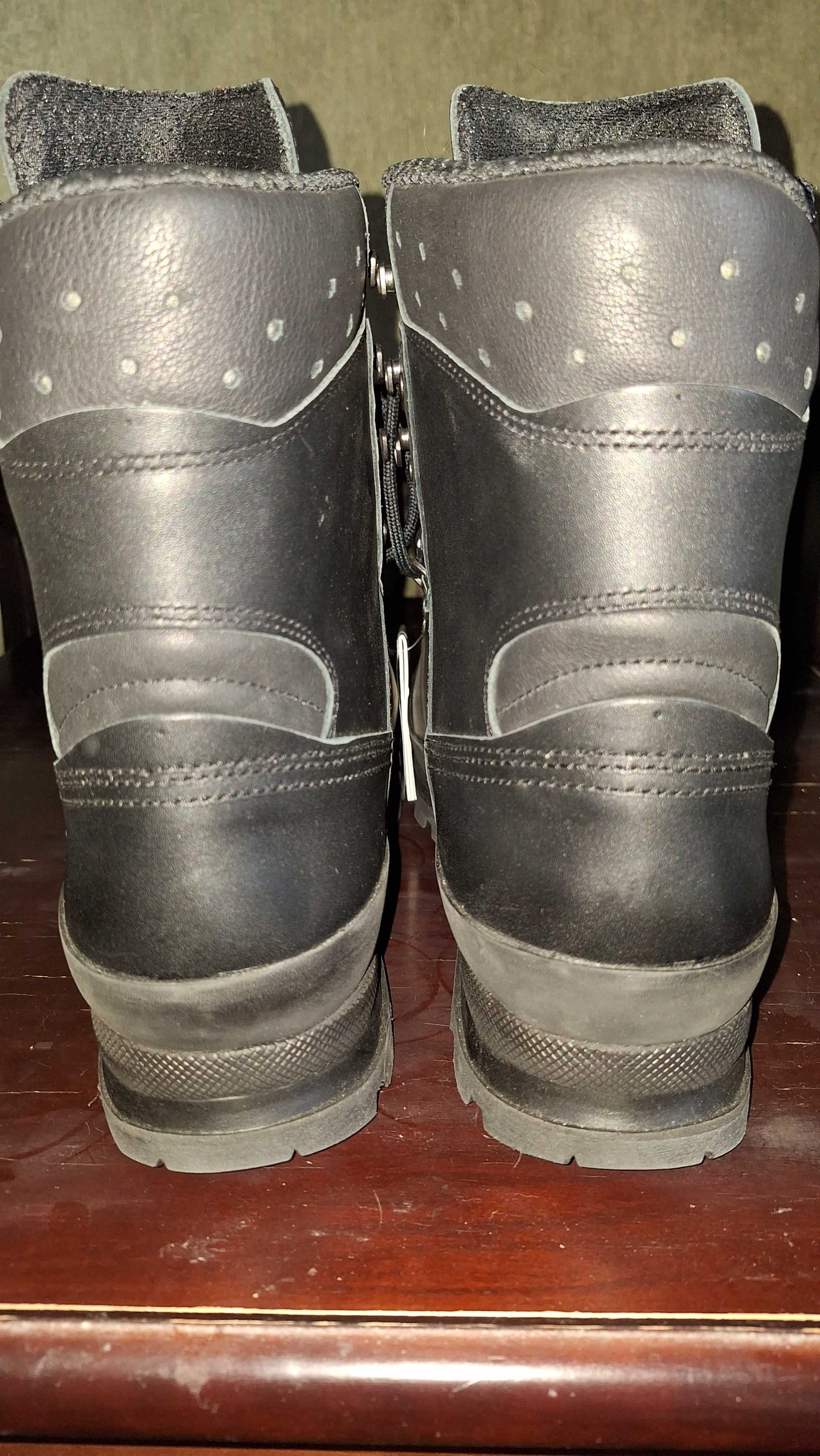 Берцы ботинки треккинговые тактические Lowa Mountain Boot GTX ГЕРМАНИЯ