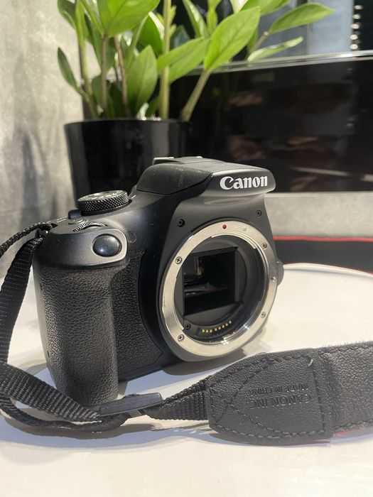 aparat lustrzanka canon 2000d