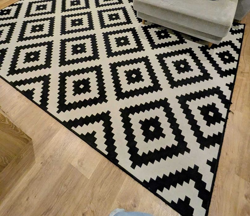 Tapete 2x3 metros branco e preto – moderno e grande!