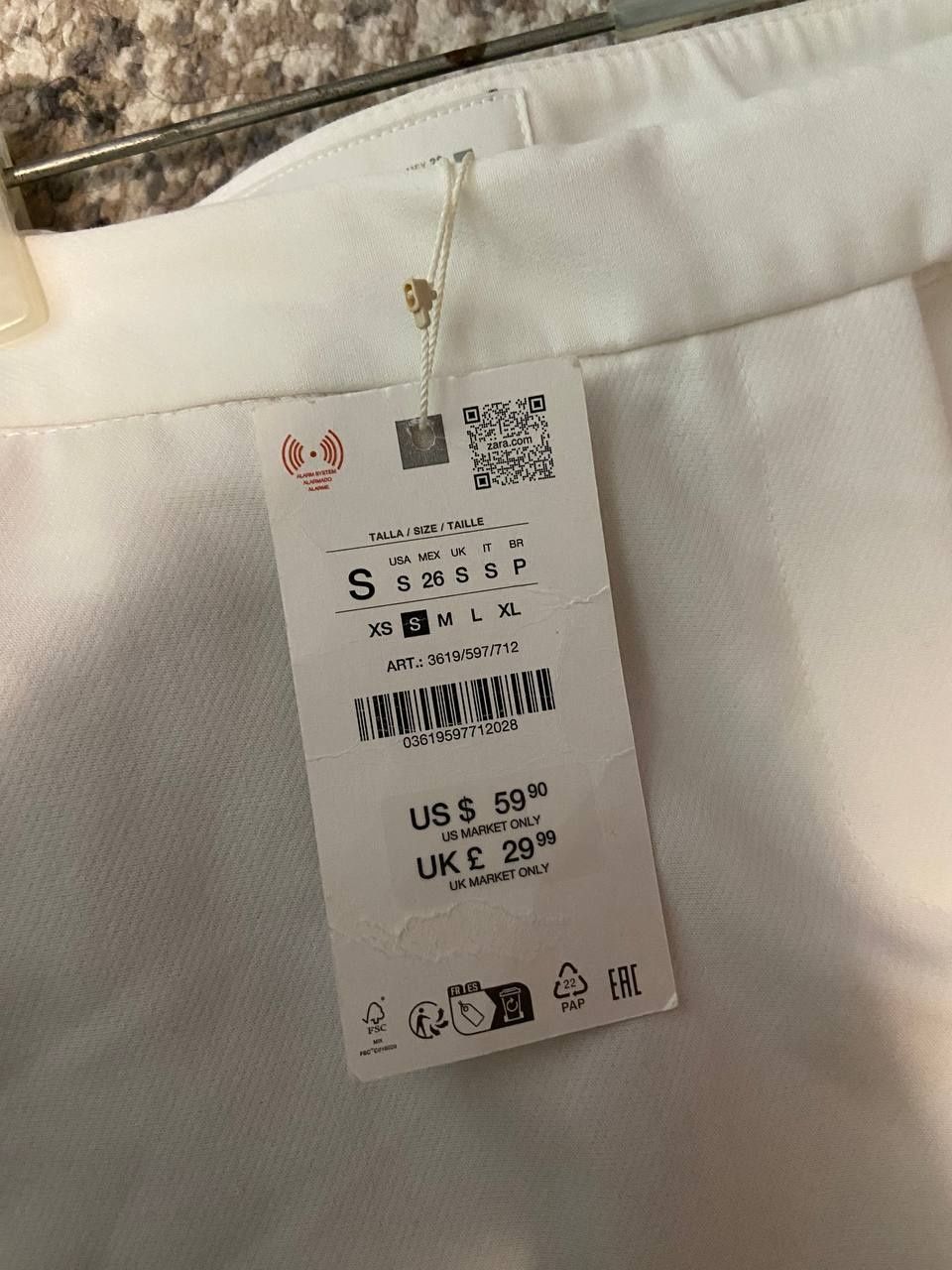 Женски брюки Zara