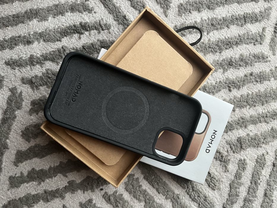 Capa em Pele Nomad - iPhone 14 Plus