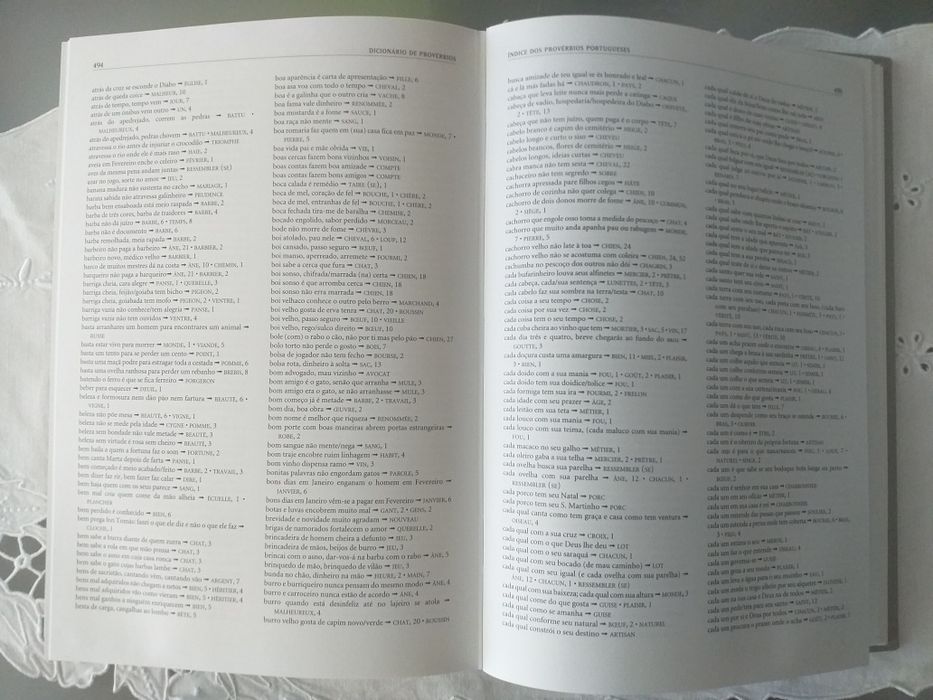 Dicionario de Provérbios *Português*Francês* Inglês.