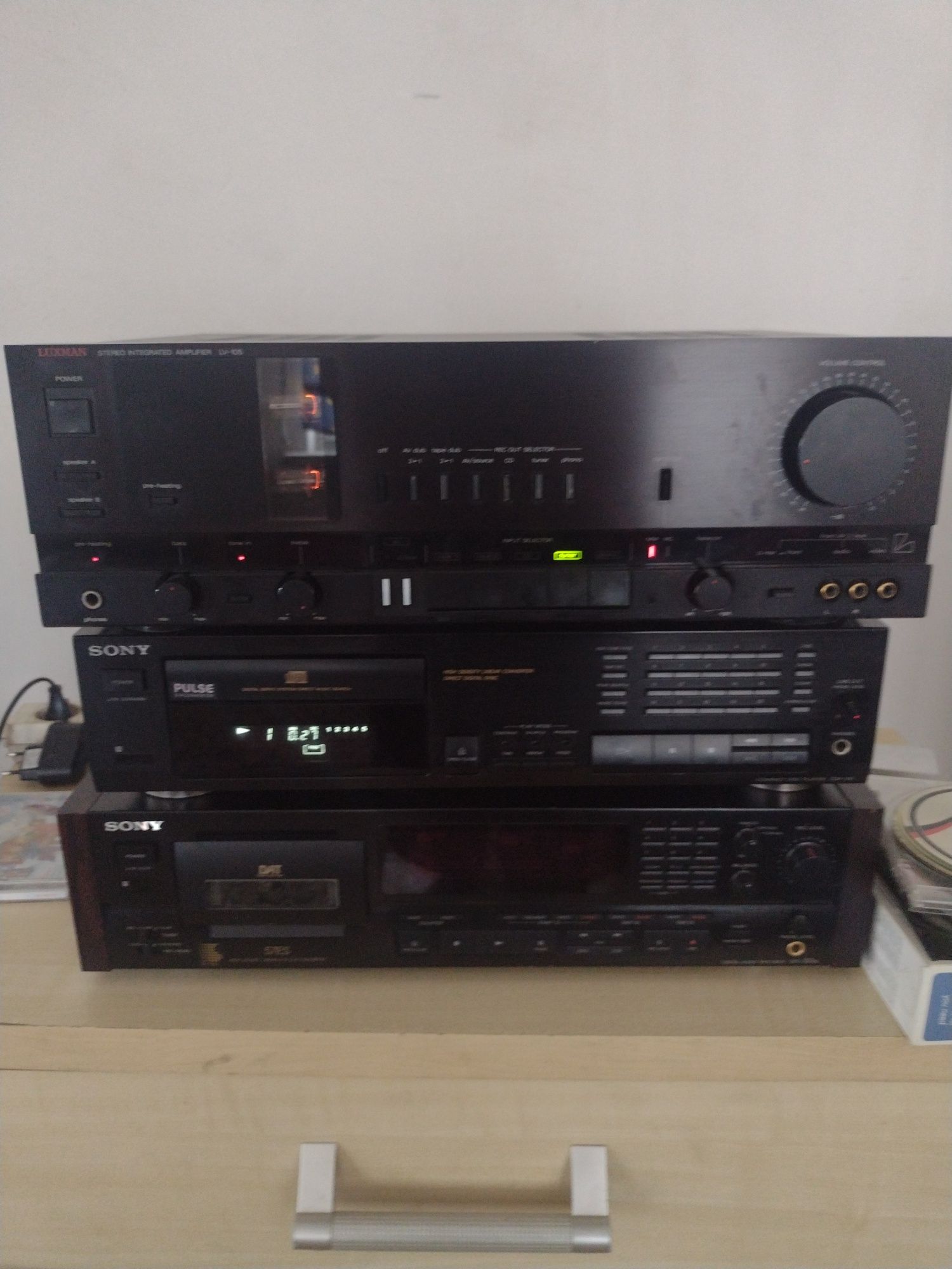 Odtwarzacz CD Sony CDP-597 czarny