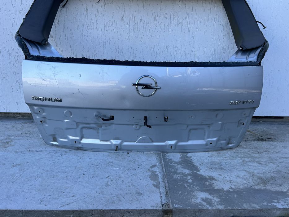 Задня ляда.кришка багажника кляпа опель сігнум opel signum