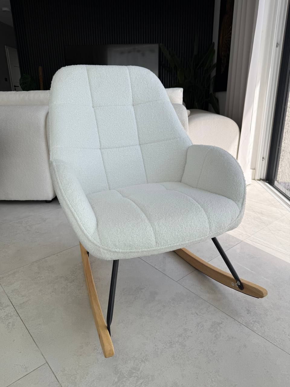 Fotel Bujany, Na Płozach Jasny Beż, Tkanina Boucle Fw2