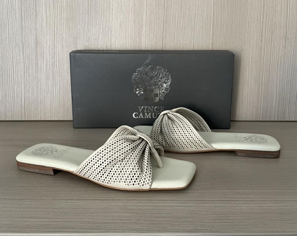 Шлепанцы Vince Camuto