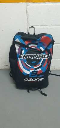 Kitesurf Ozone Enduro v2 9m com barra