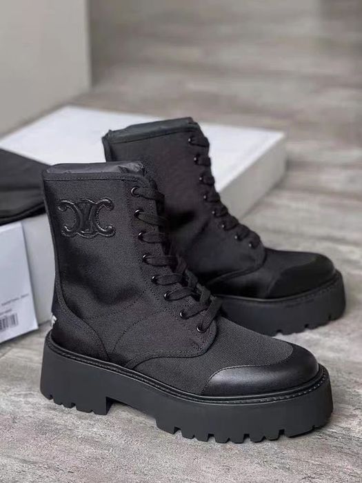 Жіночі зимові ботинки Celine