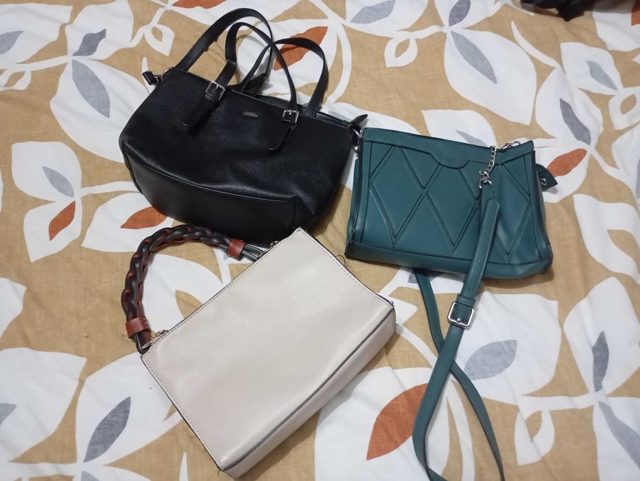 Lote de três bolsas