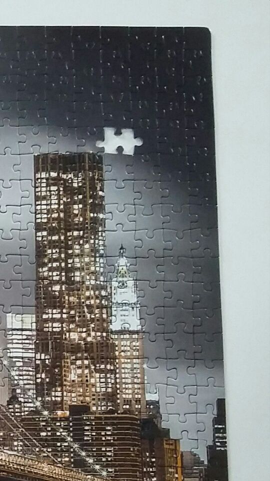 Clementoni Puzzle 1000 świecące ułożone jeden raz stan idealny