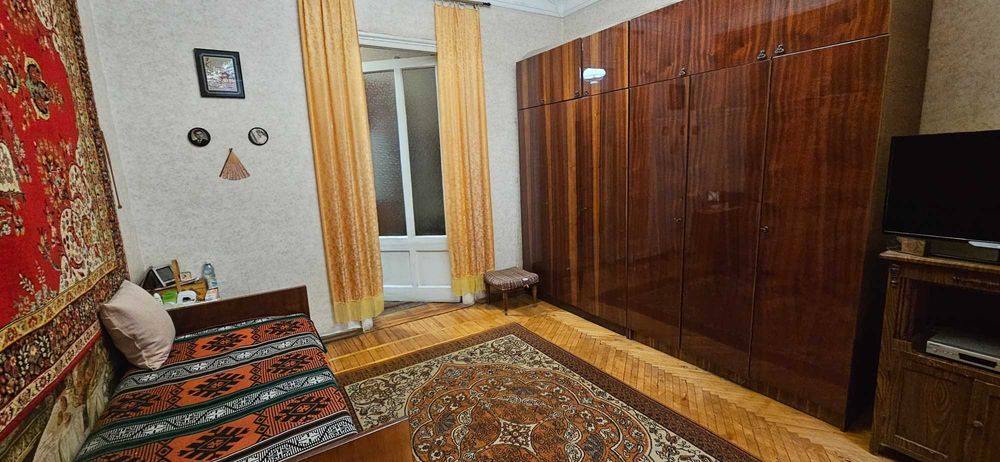 2 кімнатна 59м метро Звіренецька 3хв Міхновського 20 Дружби Народів