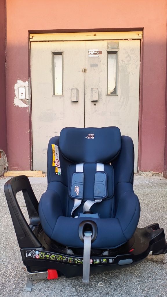 Sprzedam fotelik dziecięcy Britax Romer Dualfix PRO M isize