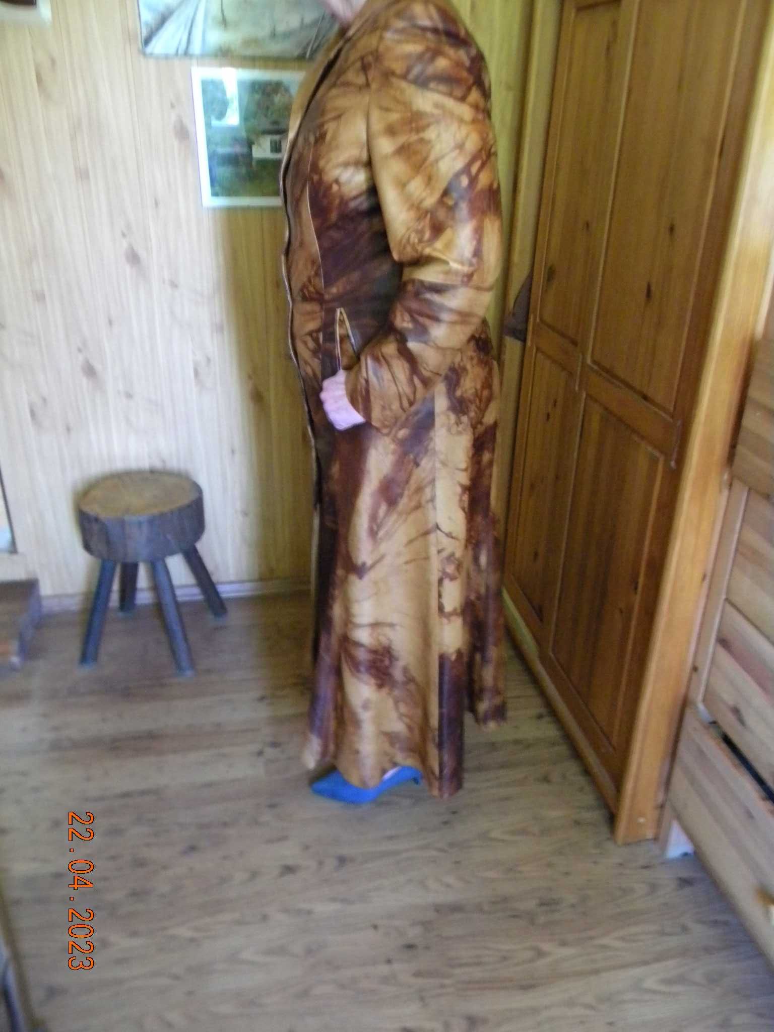 Oryginalny skórzany płaszcz damski ciekawie barwiona skóra,podpinka XL